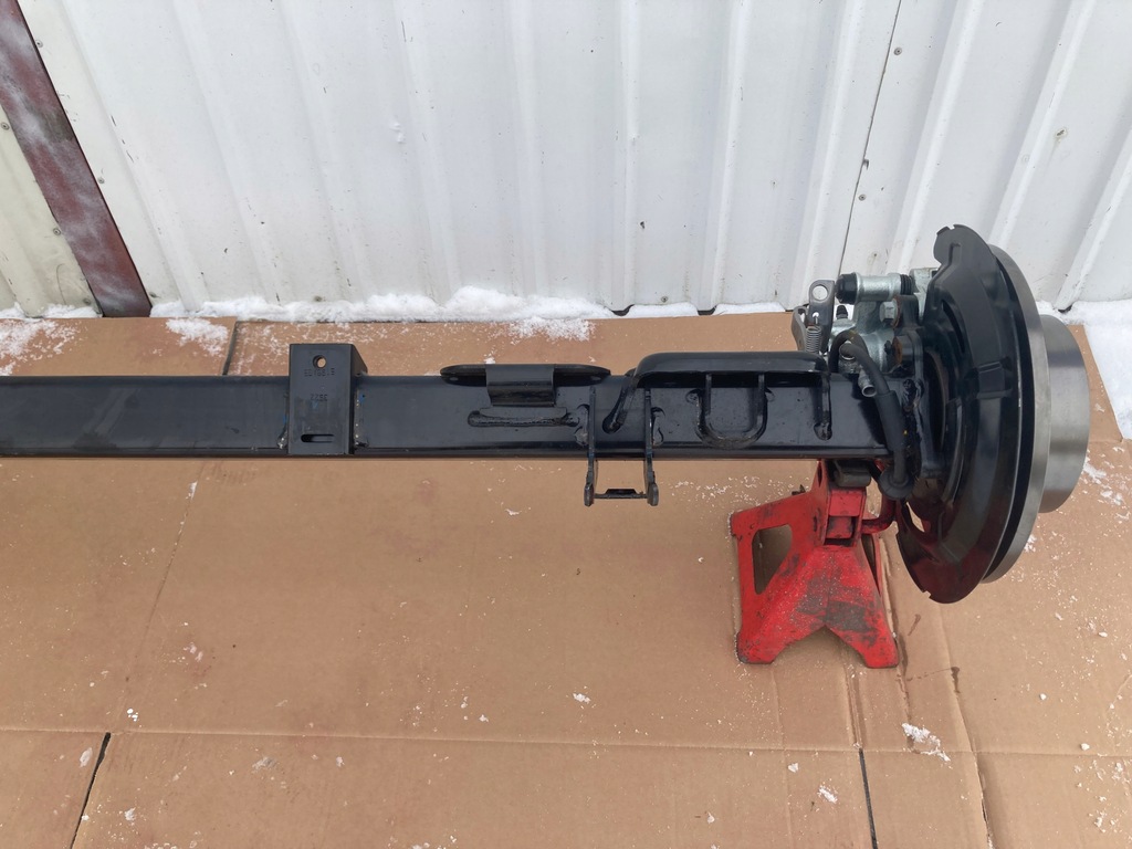 фото №12, Renault оригинальный номер 555115839r балка задняя