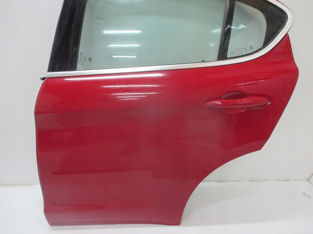 фото №3, Двері ліва задні alfa romeo stelvio