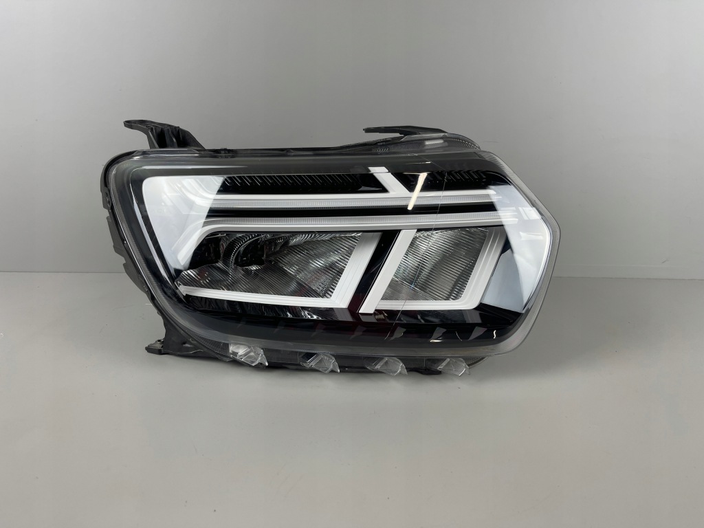 фото №1, Dacia duster ii lift лампа права full led europa 260106194r