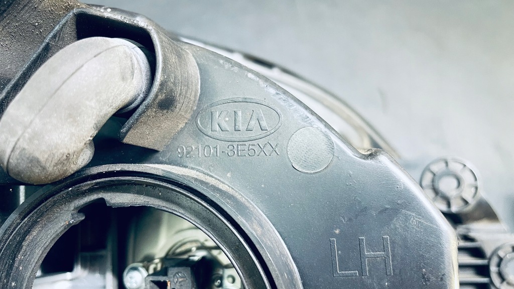 фото №10, Лампа kia sorento i lift usa комплект 92101-3e5xx 92102-3e5xx