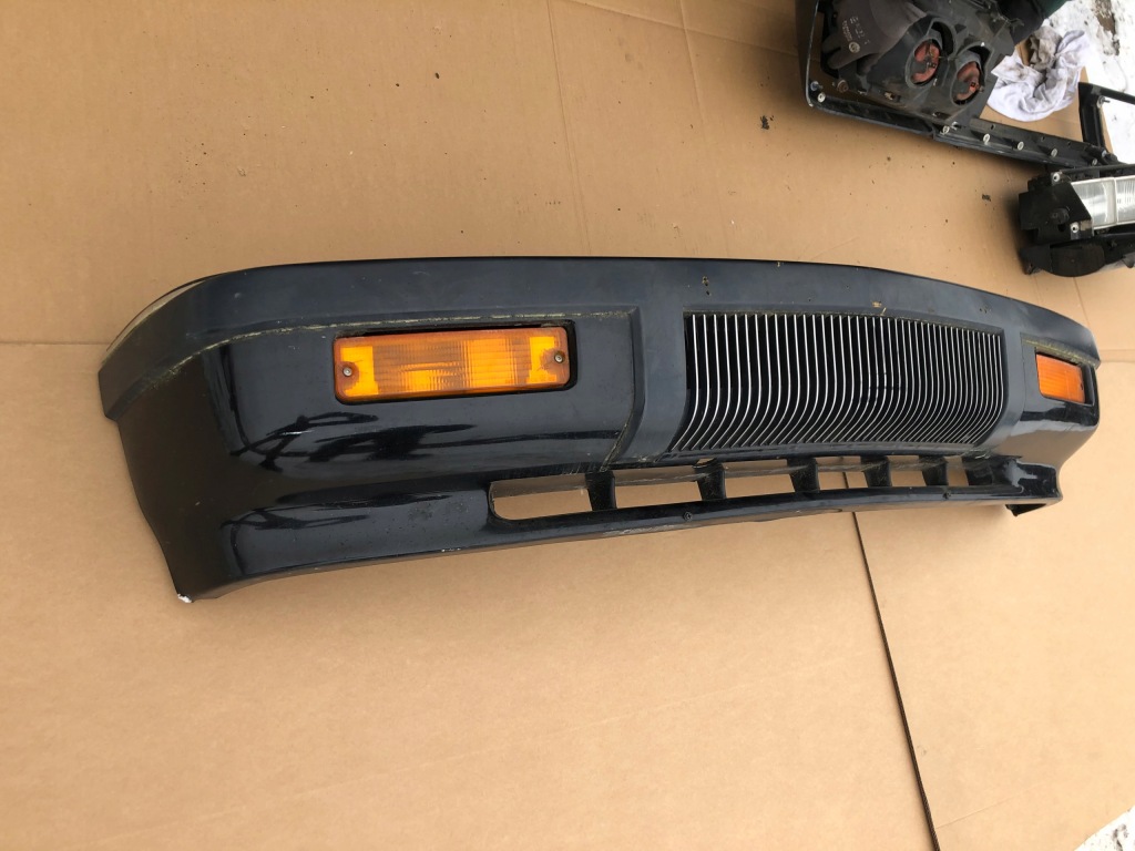 фото №1, Бампер передній chrysler lebaron чорний 87-92