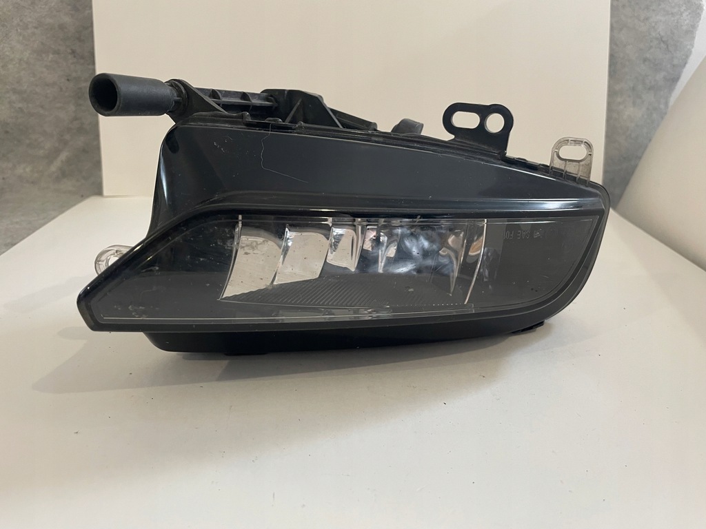 фото №1, Audi a3 8v правый противотуманная фара