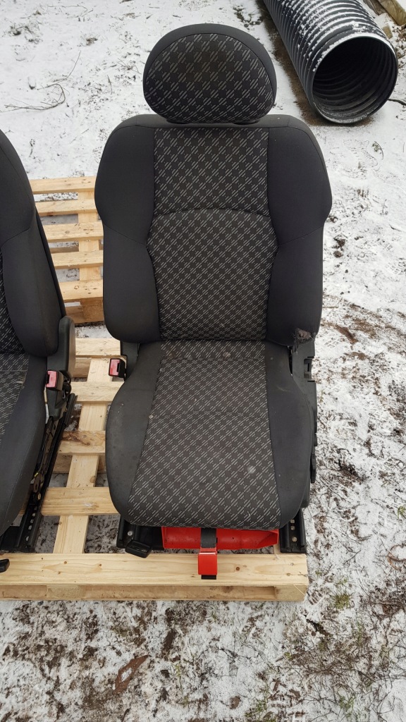 фото №2, Mercedes w203 сидіння лівий перед решітка каркас