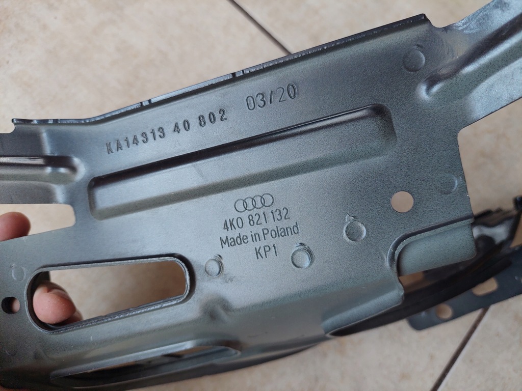 фото №5, Кронштейн - кронштейн крила - правий - audi a6 c8 - 4k0