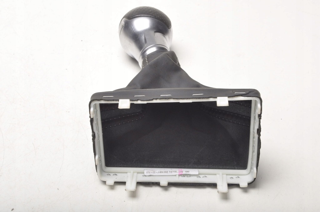 фото №7, Audi a3 8v ручка чехол передач stronic 8v2713139j