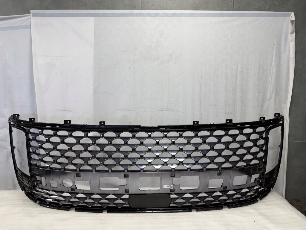 Купить Hyundai staria luxury brass решётка радиатора решётка  863252-cg700