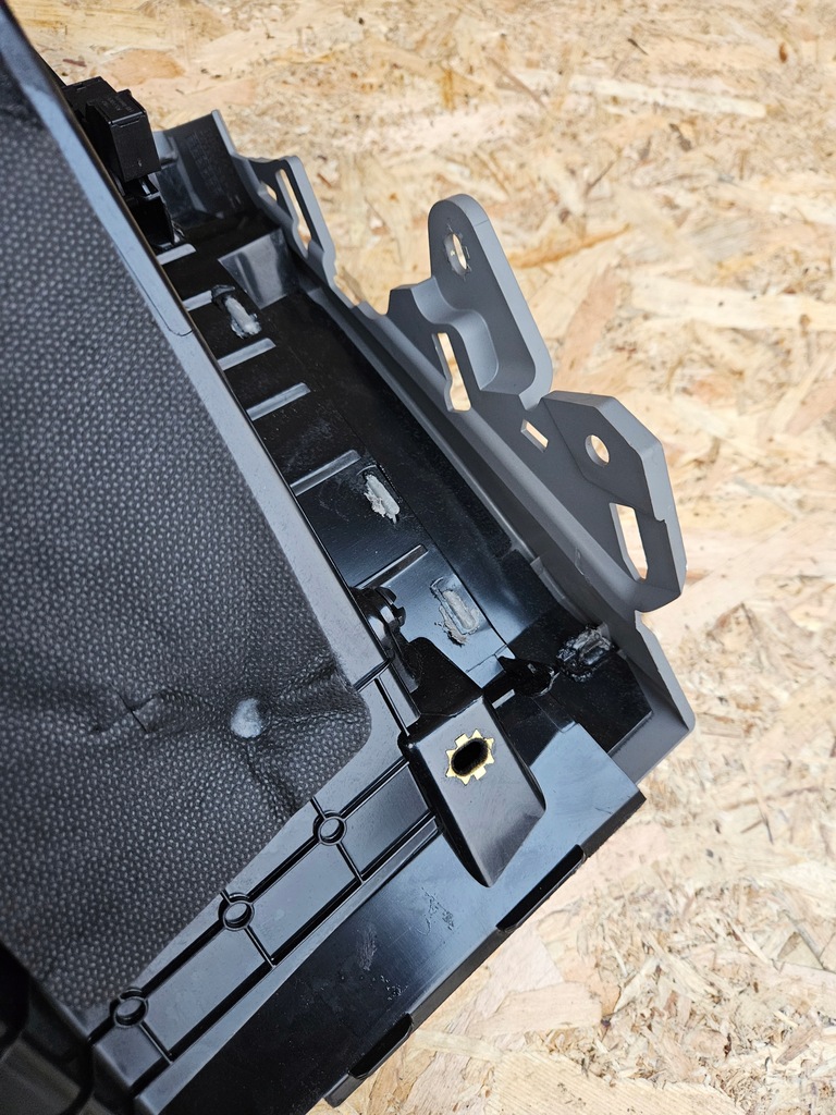 фото №9, Бардачок пасажира szary audi e-tron q8 4ke 4kl857035