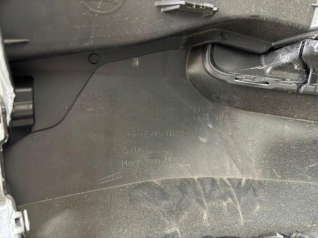 фото №16, Бампер skoda superb iv 4 3p 6x pdc 3p0807221 перед kompletny sportline