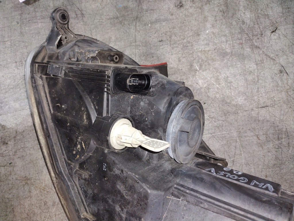 фото №10, Лампа правая перед vw golf v