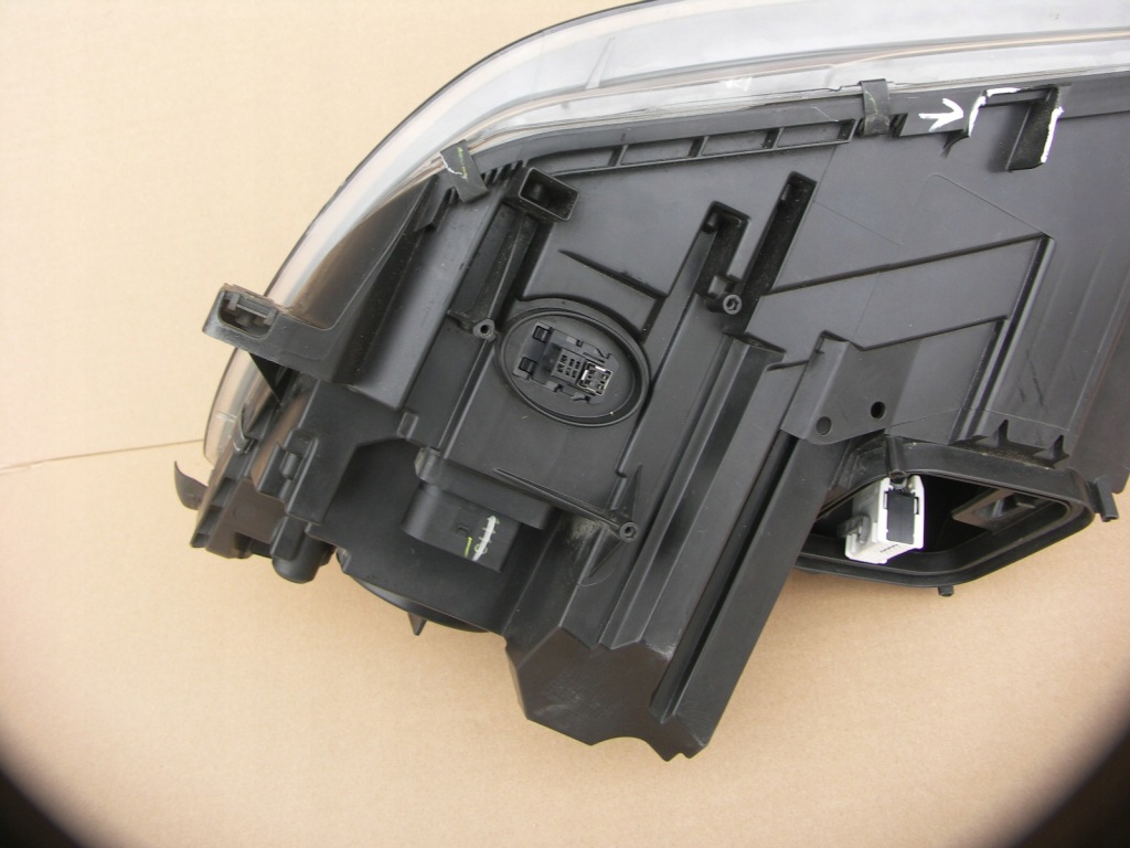 Купити Mercedes ml 166 ils bi ксенон передній правий a 1668207359