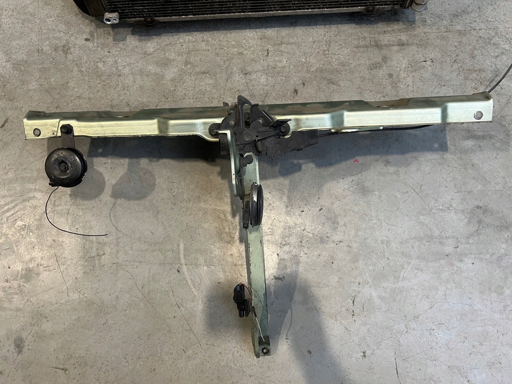 фото №5, Pas передній радіатор toyota prius ii бензин