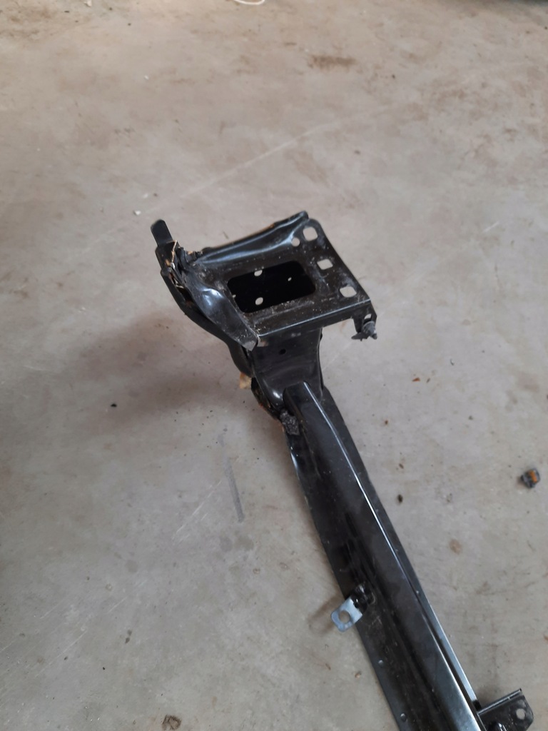 фото №7, Skoda karoq балка pod бампер перед