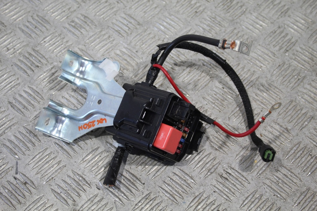 фото №1, Коробка реле lexus ux 250h ux250h