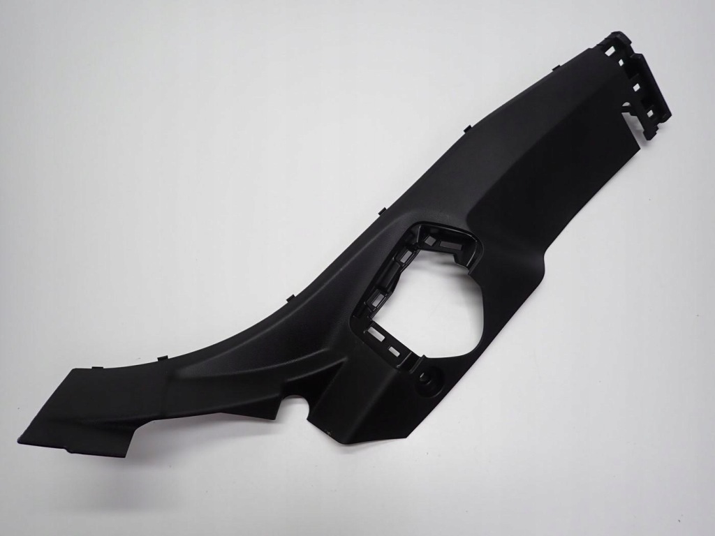 фото №1, Пластик защита стойка правый задняя 769368845r dacia sandero iii 23r