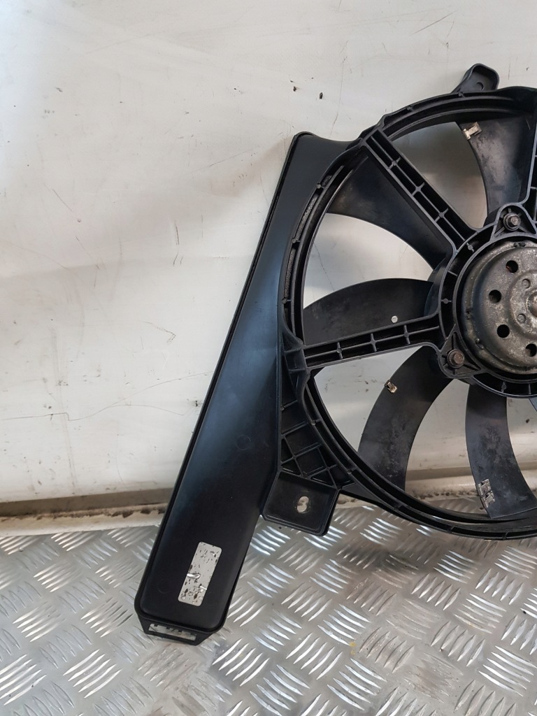 Купить Вентилятор радиатора opel meriva a 1.7d 8240457 52406448