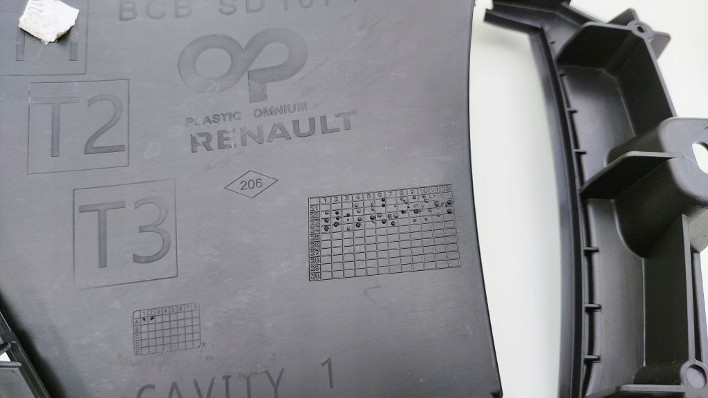 фото №9, Renault megane v e tech решётка впуск бампера защита правый перед kr133