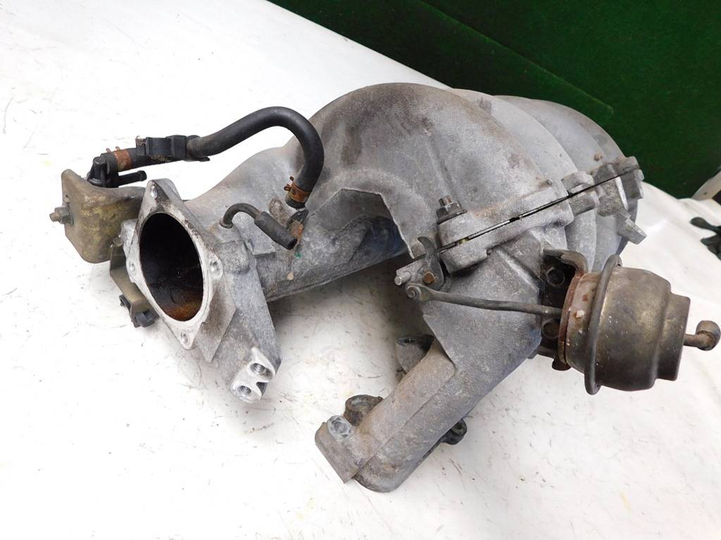 фото №7, Nissan x-trail t30 2.5 16v 2005r колектор всмоктуючий