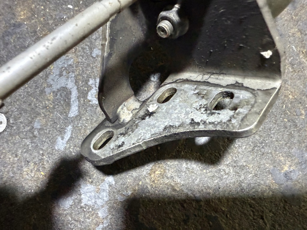 Peugeot 308 t9 рестайлінг  1.6 blue hdi bhdi актуатор турбіни регулятор бачок turbo турбіни в Україні