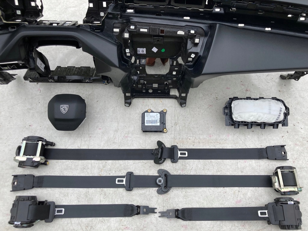 фото №8, Peugeot 308 t10 приборная панель консоль подушки безопасности воздушные подушка безопасности ремни pas pas rege