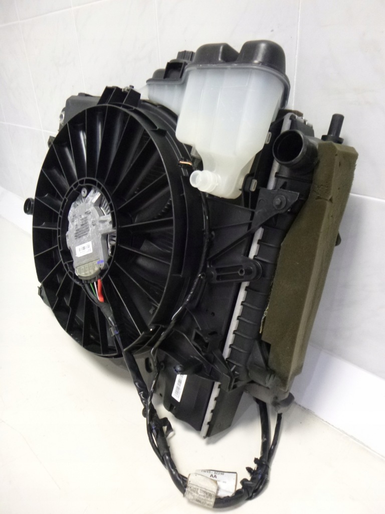 Jaguar xf x250 3.0 4.2 b радіатор вентилятор комплект Зі Шроту