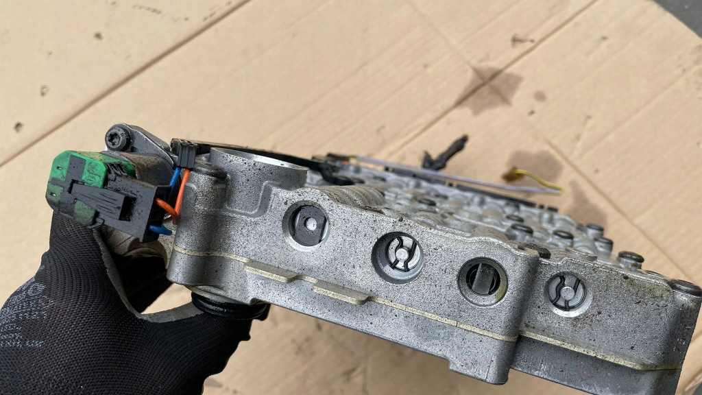 Мехатроника управление коробки передач zf 8hp bmw f30 f31 f32 201400222 Цена