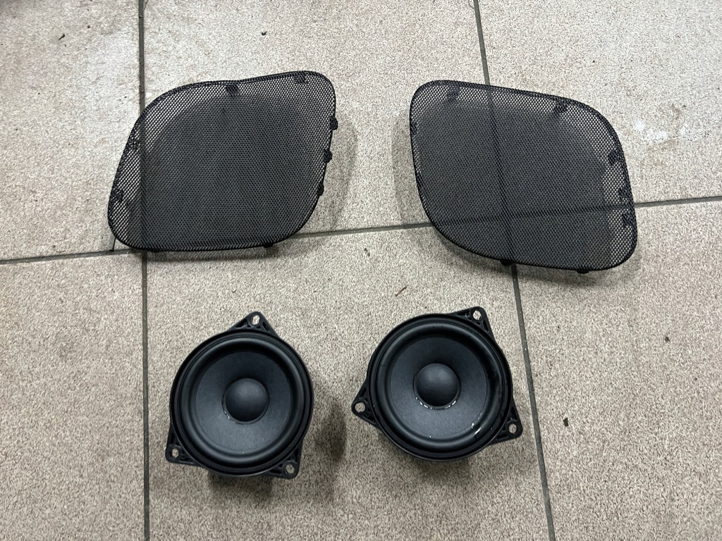 фото №1, Tesla model y 20- динамік динаміки накладка кришки багажника