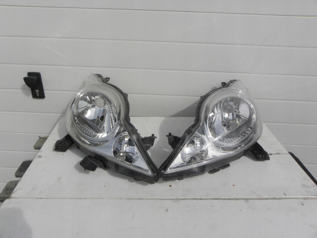 фото №1, Peugeot 107 старый model лампы передние