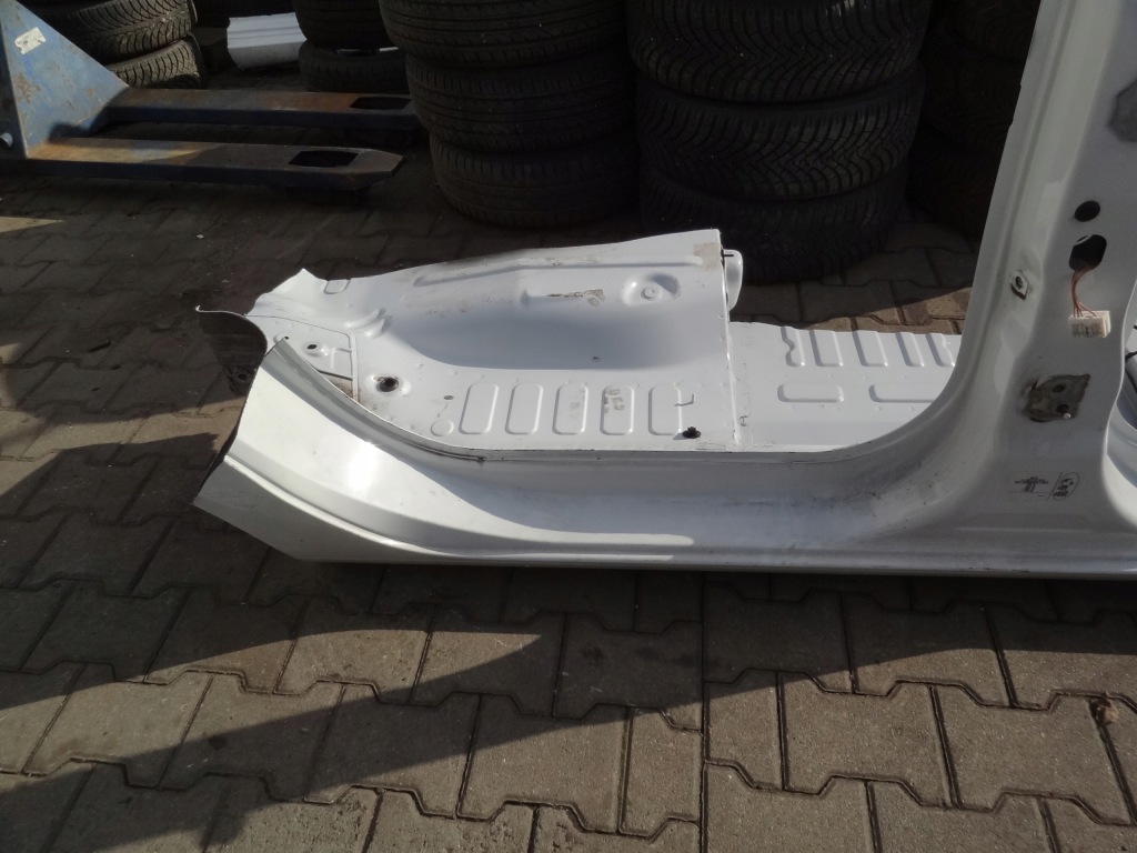 фото №2, Dacia lodgy 2013 блок двигателя порог правый оригинал