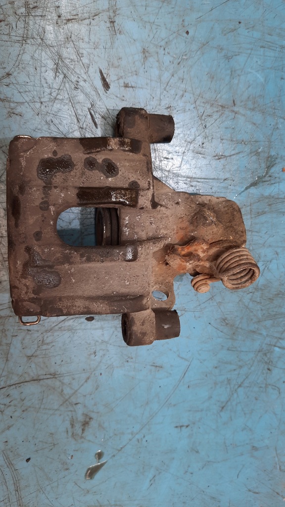 фото №1, Суппорт тормоза задняя задний правый volvo s40 ii v50