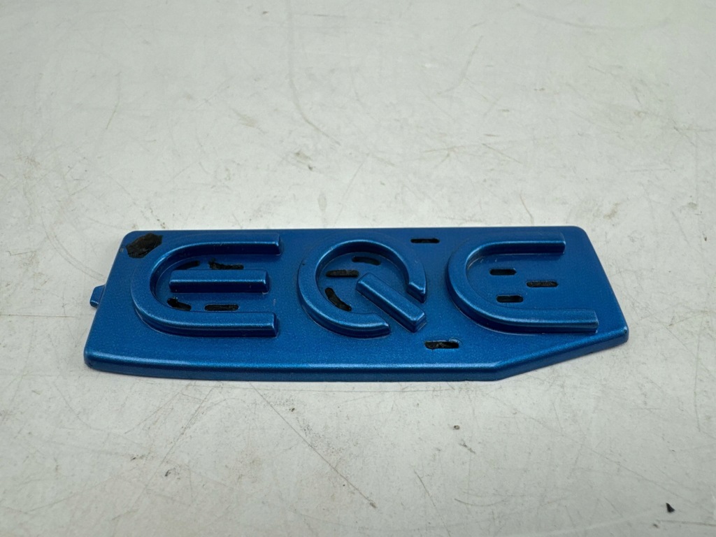 Купити Mercedes-benz eqc 2022 частини кузов