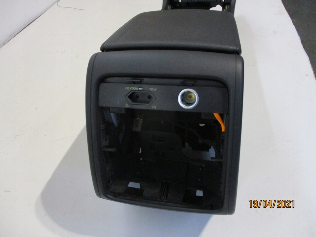 фото №5, Тунель підлокітник vw touareg 7p0