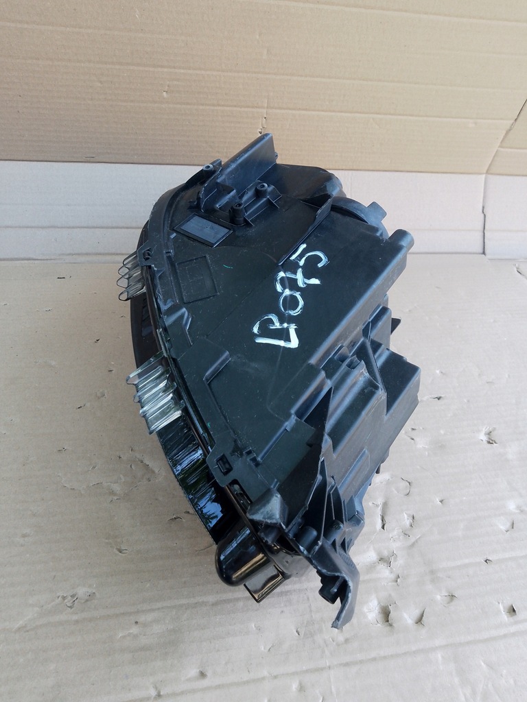 фото №15, Peugeot 208 ii 20-23 лампа левая перед передняя full led