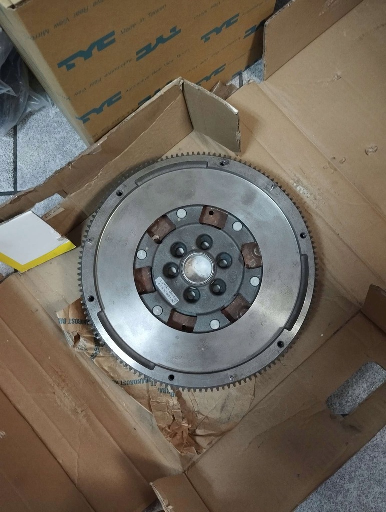 фото №16, Колесо маховик двомасовий