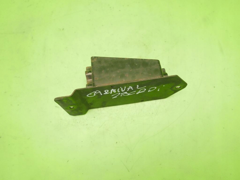 фото №6, Відбійник бампера лівий перед kia carnival i fl 01-05