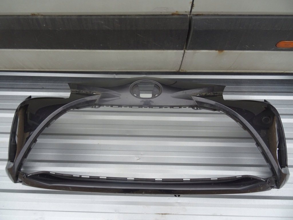 фото №1, Бампер перед toyota yaris 3 iii lift 2017-