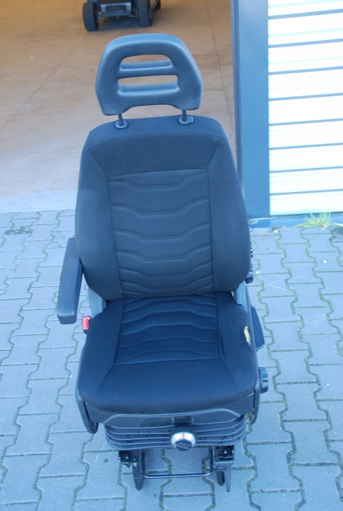 фото №1, Сиденье водителя пневматический левый передний iveco daily vi 6 14-23 rok