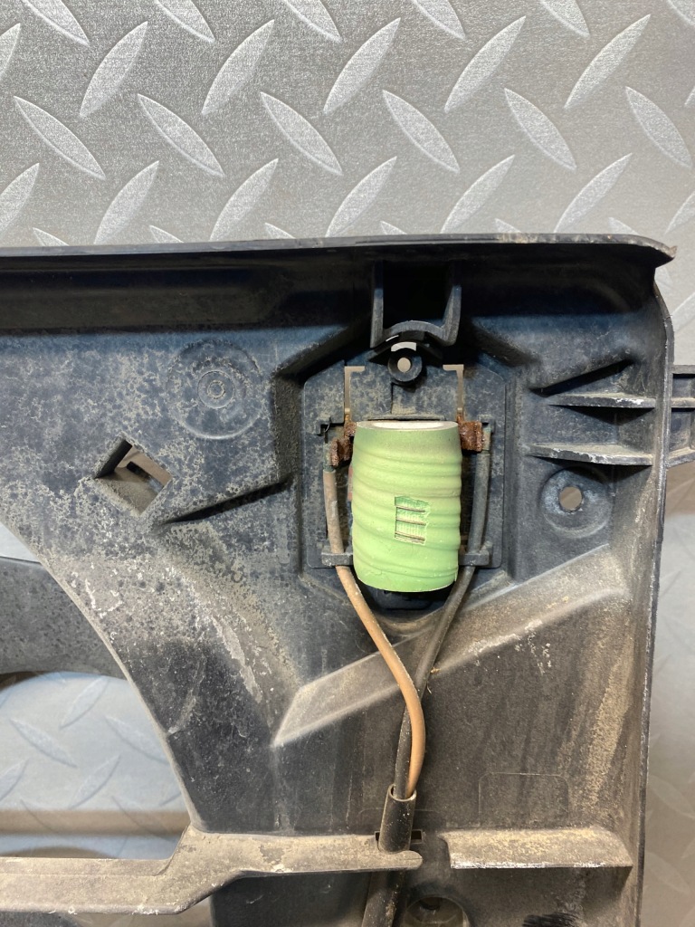 Вентилятор радіатора води astra iv j 2.0 широкий в Україні