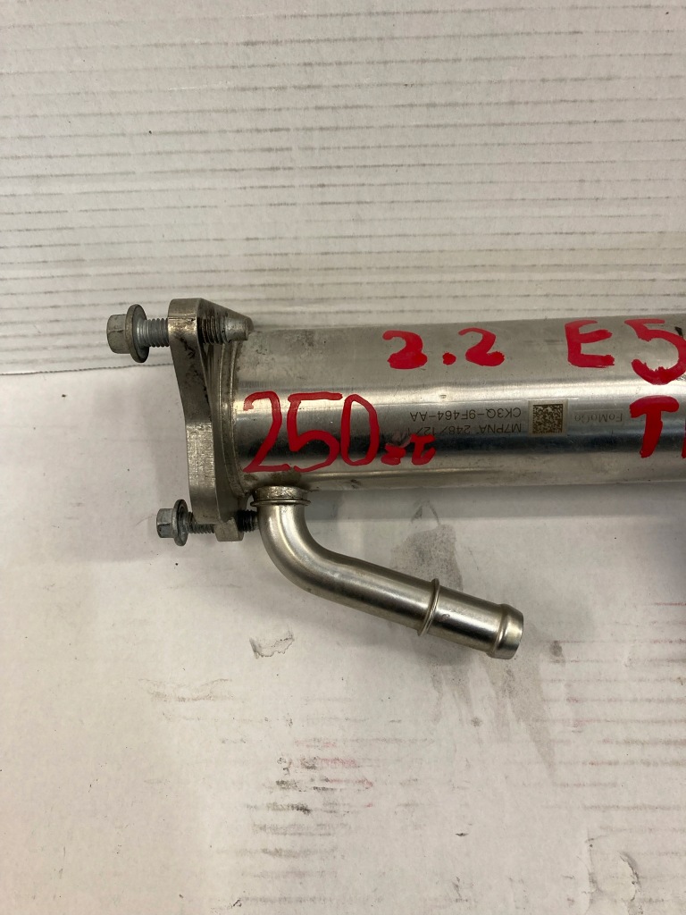 фото №4, Ford оригинальный номер ck3q9f4-64aa радиатор, система охлаждение двигателя