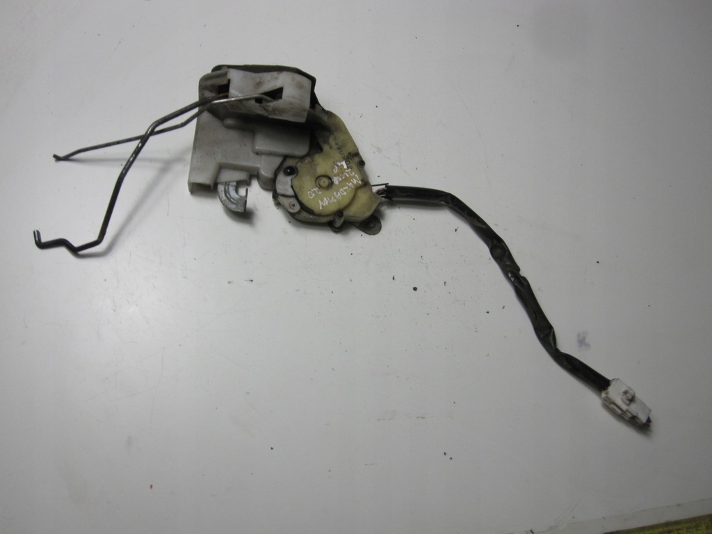 фото №5, Замок дверь передний левый mazda mpv 2000r