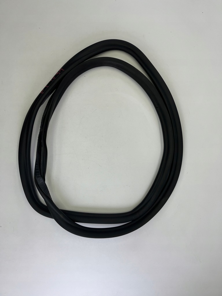 фото №1, Bmw g31 прокладка кузовна двері задніх лівих правих 7337003