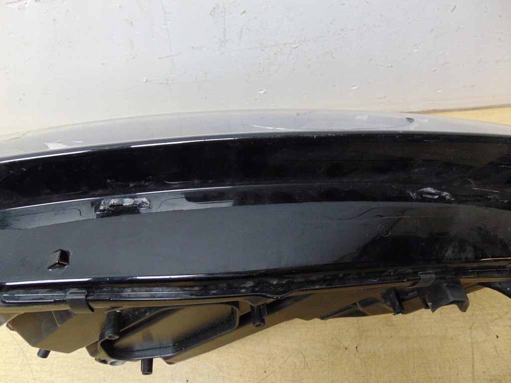 фото №7, Лампа правая перед skoda octavia iv europa