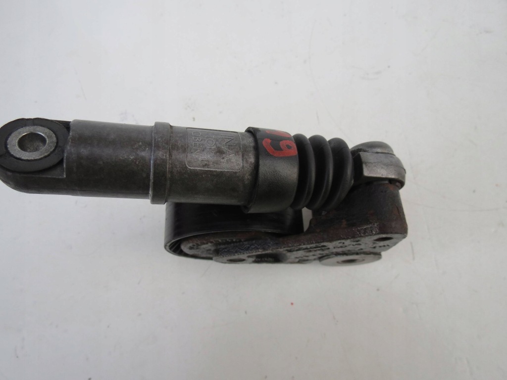 Натяжитель ремень генератора porsche cayenne 4.5 v8 94810225901 в Украине