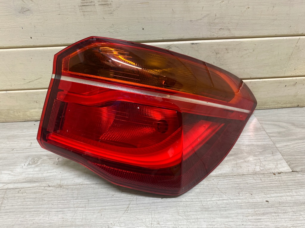 фото №1, Bmw x1 f48 лампа правая задняя 7488546