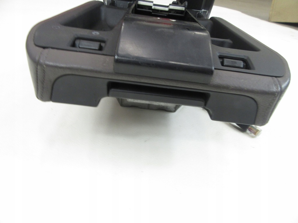 фото №16, Підлокітник шкіра bmw e38 europa