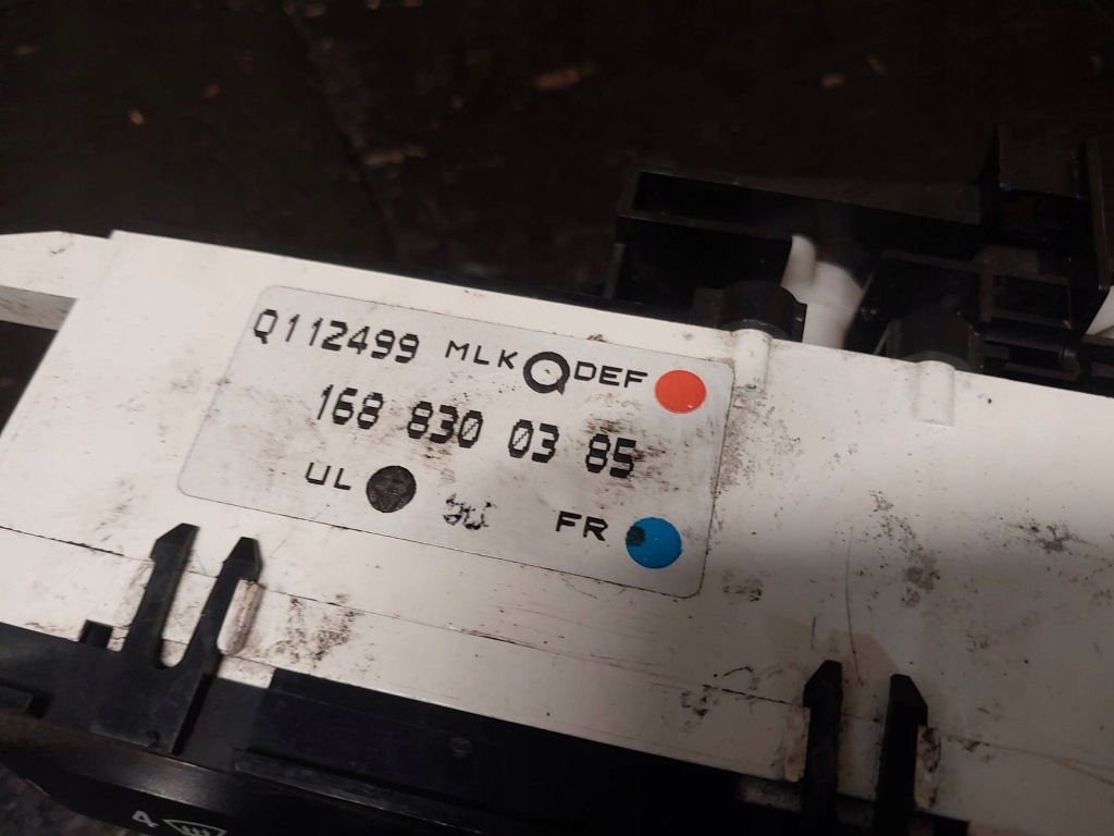 Панель кондиционера обдув mercedes-benz a w168 1688300385 Недорого