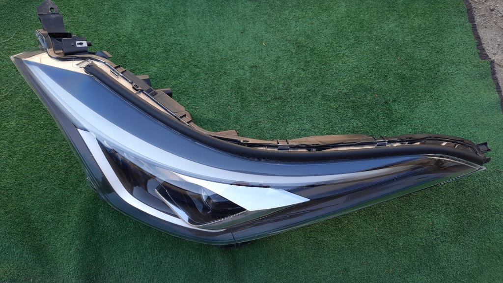 фото №2, Toyota chr lift full led лампа передняя