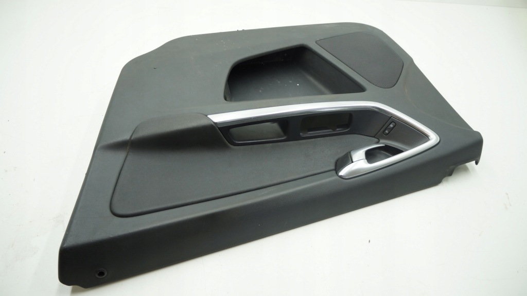 фото №1, Volvo xc60 обшивка дверь правый перед передний кожа