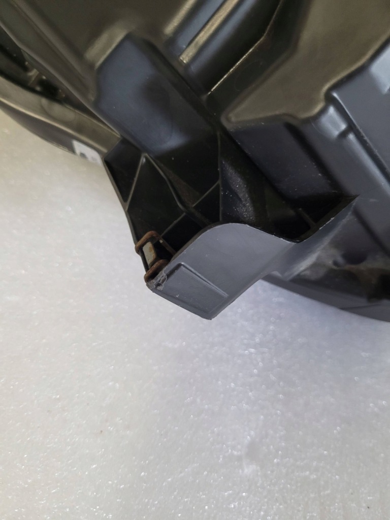 Tesla model 3 y рестайлинг  фара левая full led левый на soczewkę 1514952-00-d Недорого