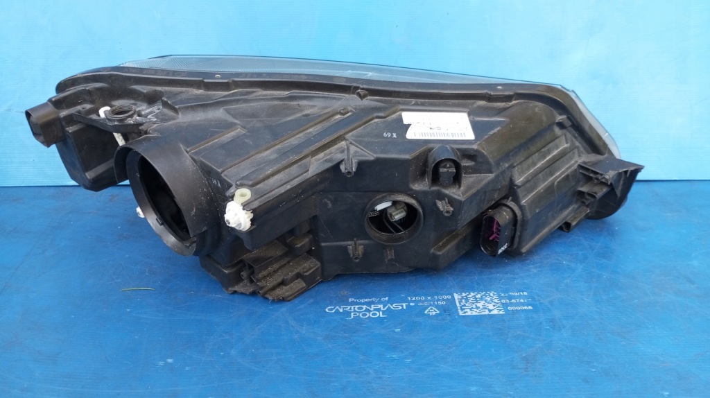 фото №11, Лампа левый перед eu 3v1941015a skoda superb iii 3 3v1 15- ксенон