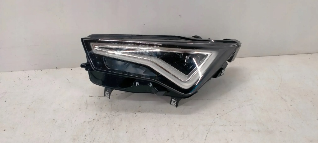 Купити Seat ateca рестайлінг  19- фара ліва передня full led 576941031b